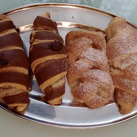 Antonella Panzió Bari