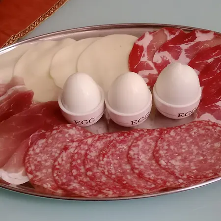 Alojamento de Acomodação e Pequeno-almoço Antonella Bari